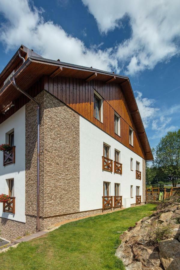 Apartmany Anicka Zelezna Ruda Bagian luar foto